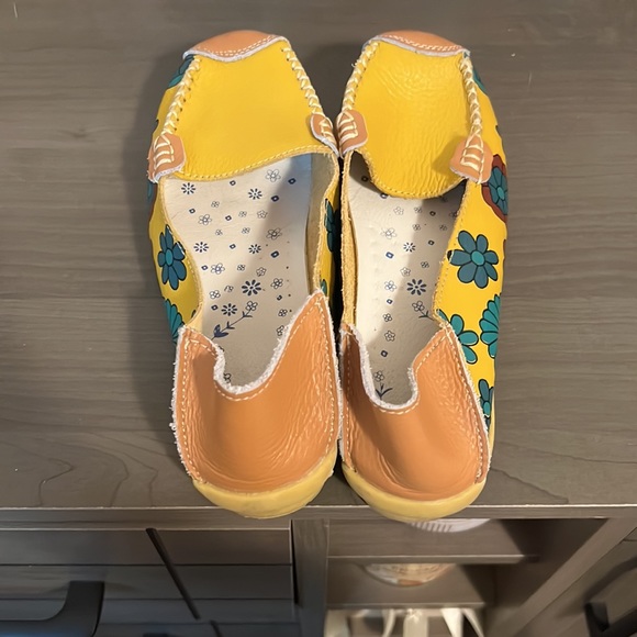 Women's Floral Print Flat Boat Shoes - Picture 3 of 4